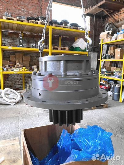 Редуктор поворота Doosan S300LC-V K1004449B