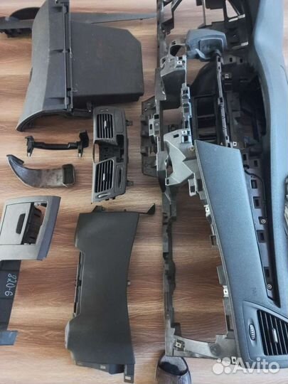 Приборная панель