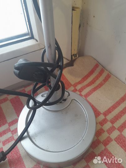 Светильники и настольные лампы