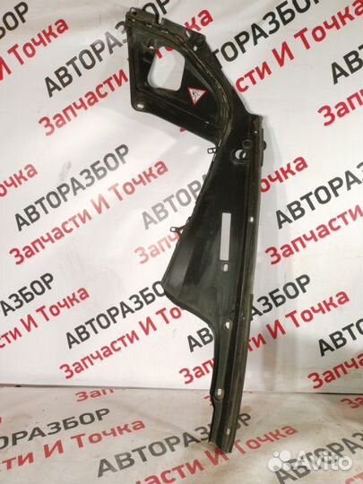 Накладка кузова правая Bmw 528I F10 3.0 N52N 2011