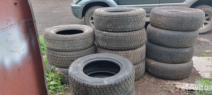 Achilles Econovan 275/65 R17