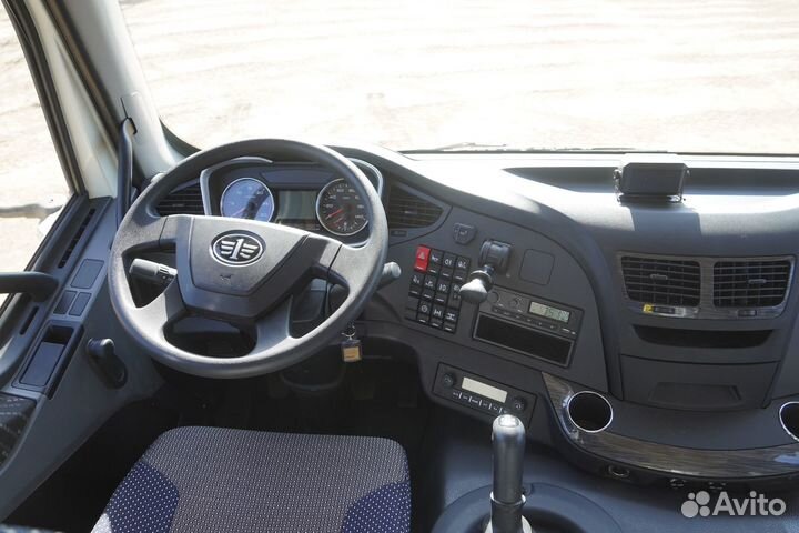 FAW J6 CA3310P66K24T4E5, 2023