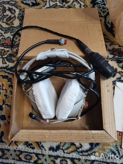 Гарнитура ая-96