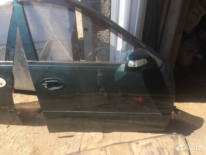 Дверь передняя правая Lifan Breez и зеркало правое