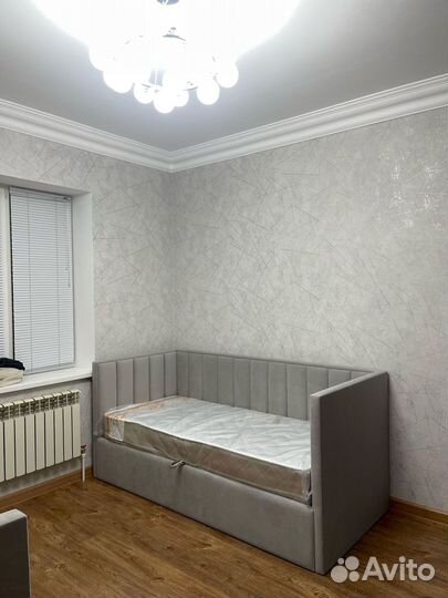 Кровать двухспальная в наличии и на заказ. Доставка