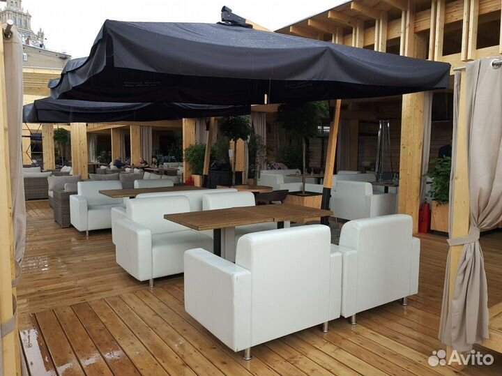 Усиленный уличный зонт для кафе