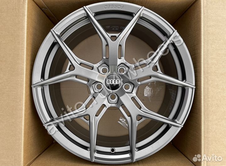 Кованые диски Audi Q7 R21 наличие