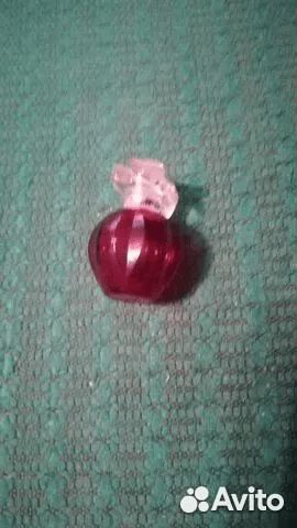 Парфюмерная вода, духи