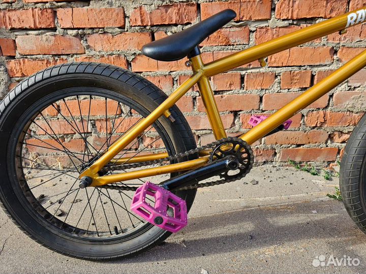 Трюковой велосипед BMX