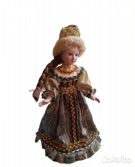 Кукла статуэтка