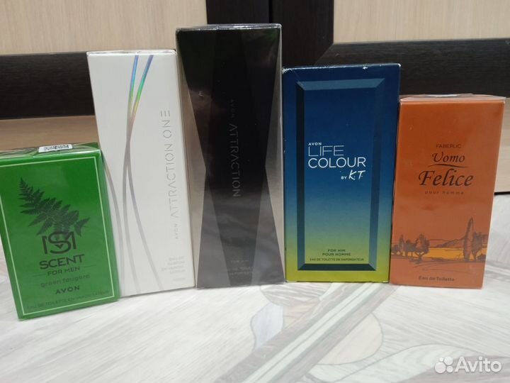 Туалетная вода, наборы косметические