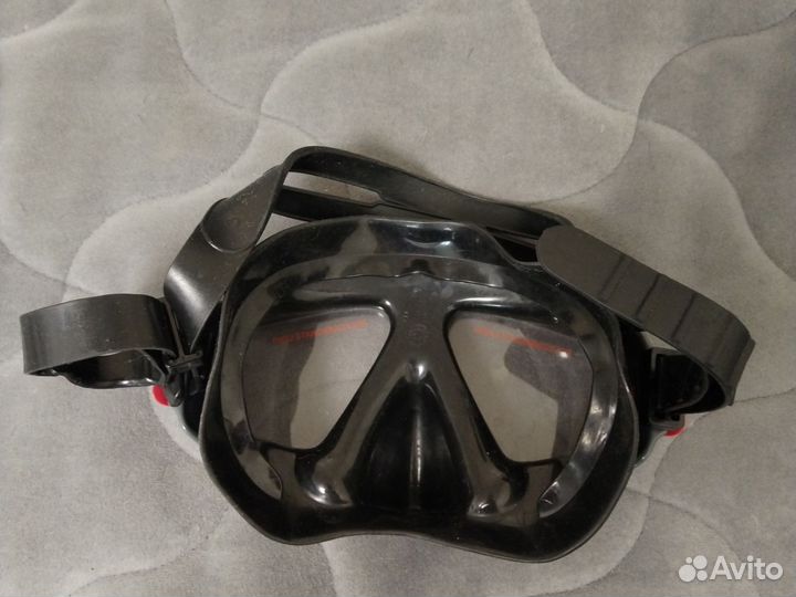 Маска и трубка для плавания