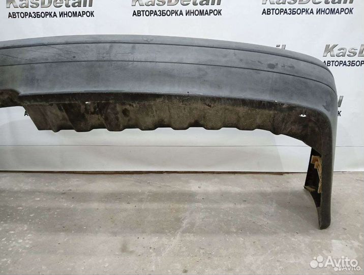 Задний бампер Audi 80