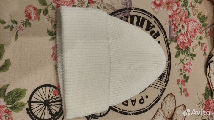 Новая мужская шапка