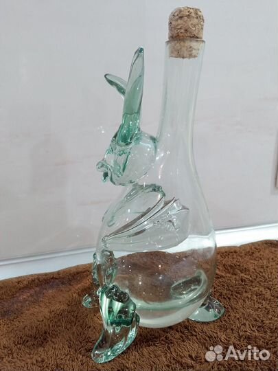 Стеклянная бутылка