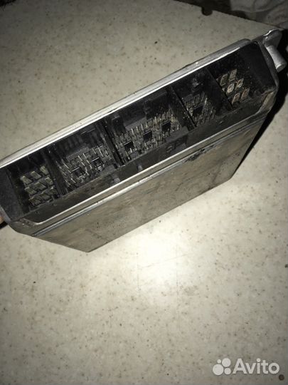 Блок управления Mercedes 3.2л A0305455832