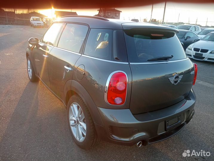 В разбор из Японии Mini Countryman S R60 N18B16A