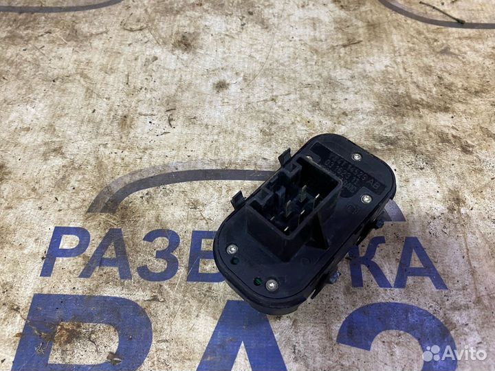 Блок стеклоподъемников Фокус 1