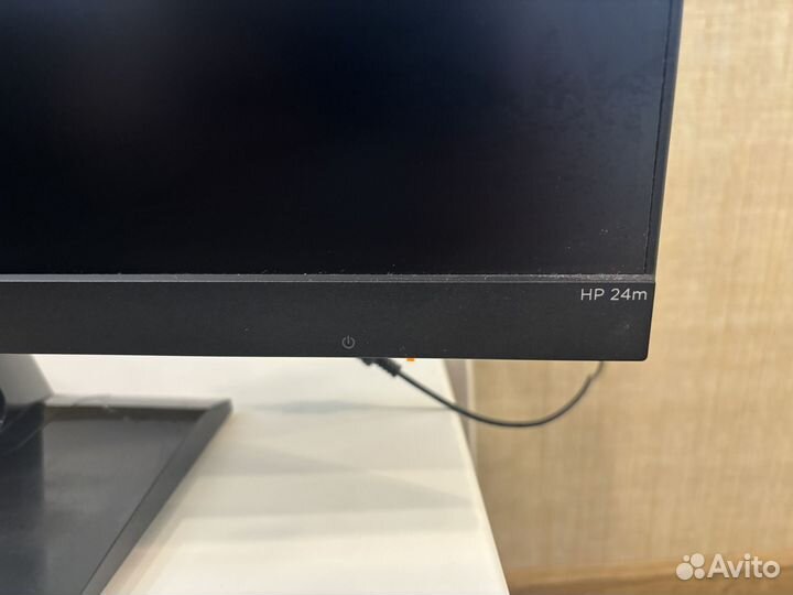 Монитор HP 24m