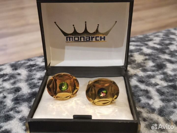 Запонки Monarch