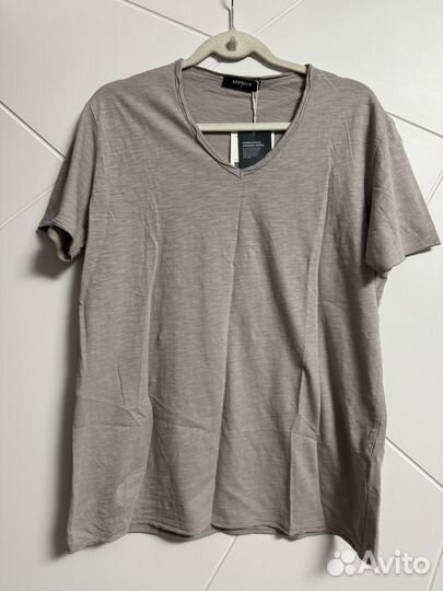 Футболка мужская новая 48