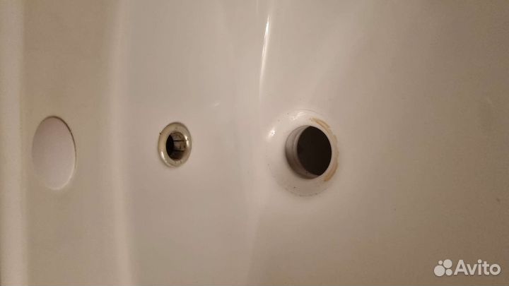 Раковина, без тумбы