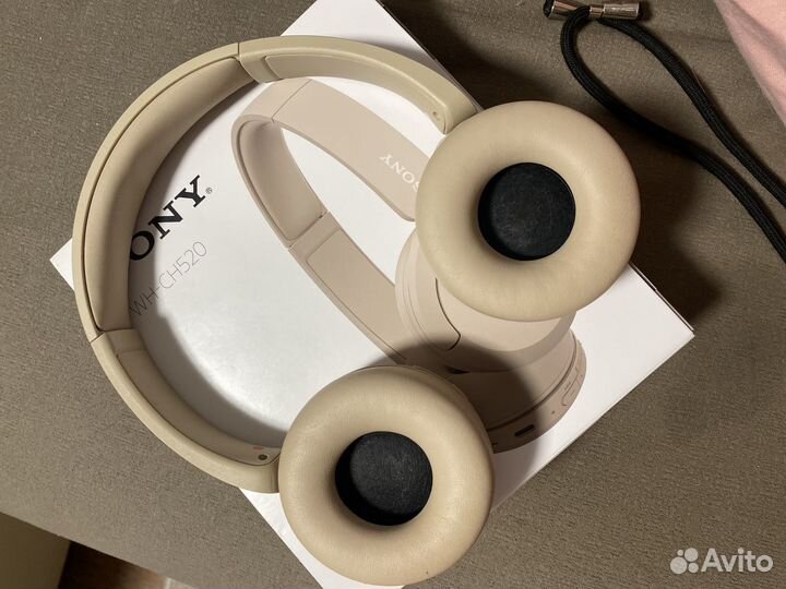 Беспроводные наушники sony WH-CH520