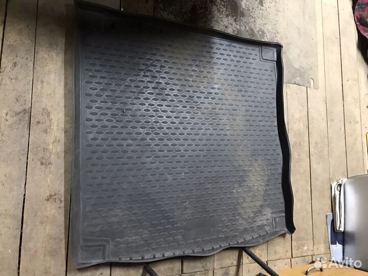 Ковёр в багажник Мерседес мл 164 -166