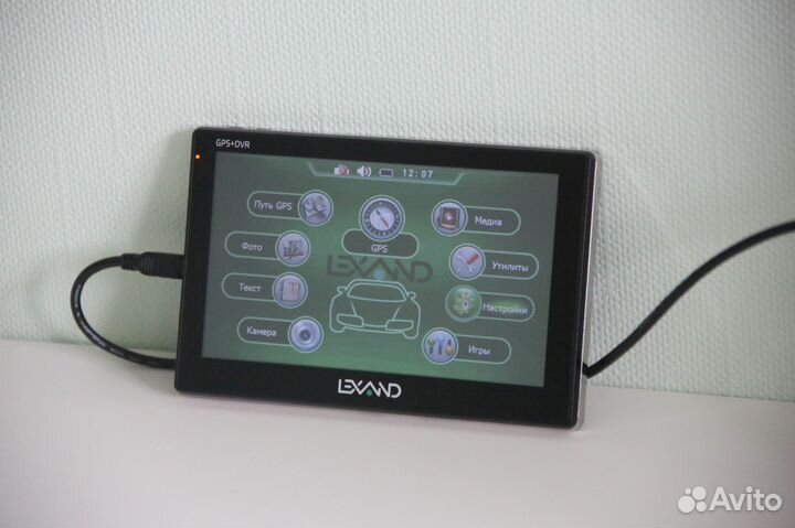 Автомобильный навигатор Lexand STR-7100 HDR