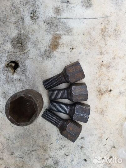 Болты колесные под литье и штамп на ваз