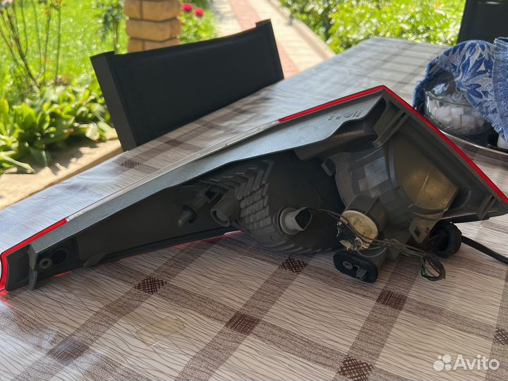 Фанар левый задний внутренний на рено меган 3