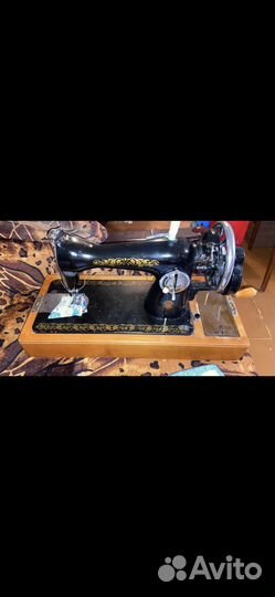 Швейная машина Подольск класса 1М