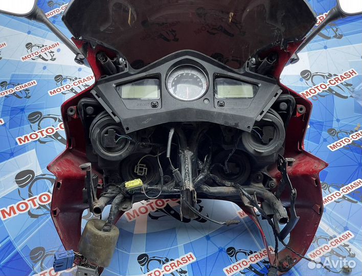 Перед в сборе honda VFR800 2002 - 2013