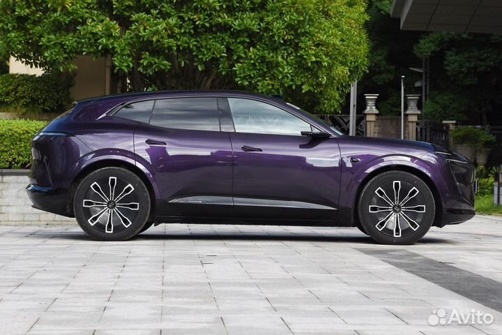 Avatr 07 598 л.с. AT, 2024, 1 км