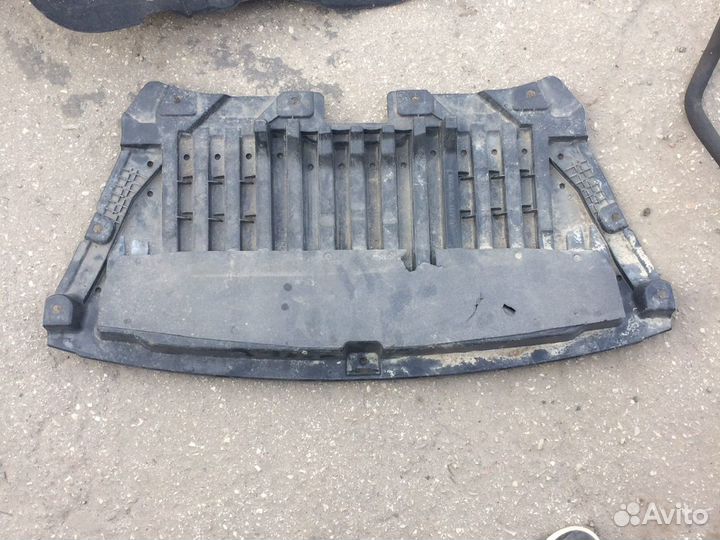 Защита двигателя Mercedes-benz E W213