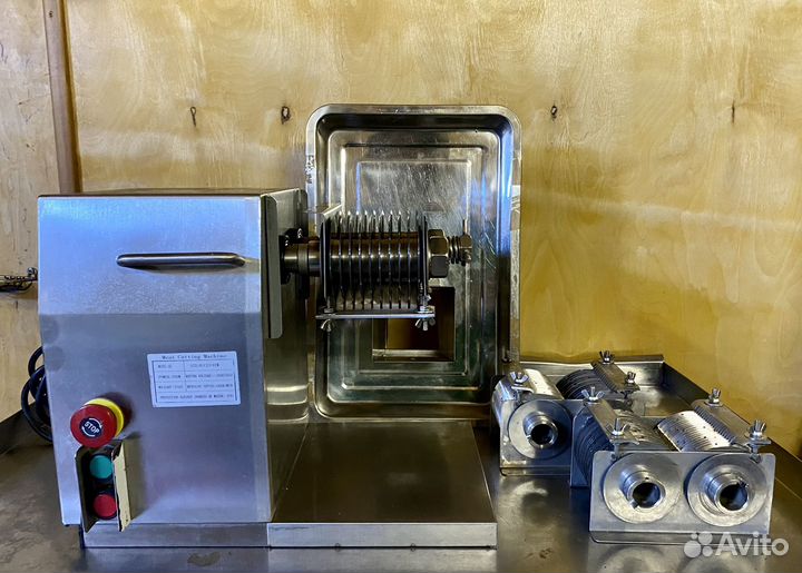 Машина для нарезки мяса QX