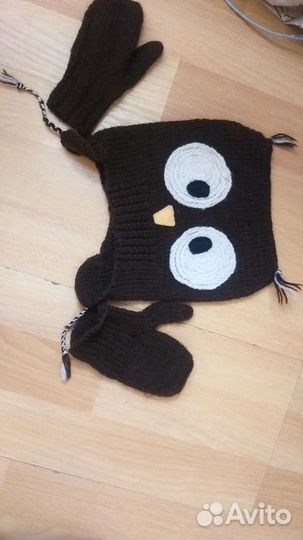 Шапочка для девочки и варежки