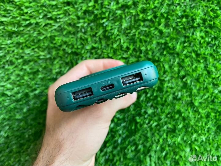 Повербанк с беспроводной зарядкой