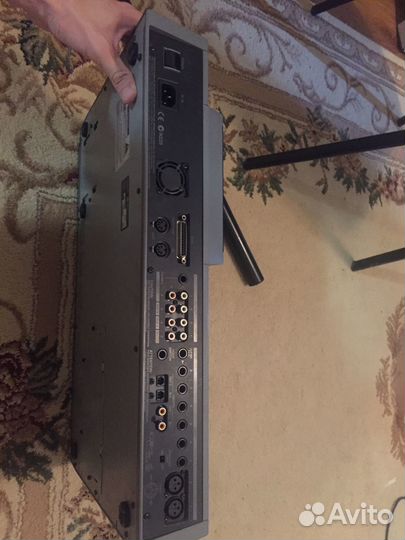 Портастудия - микшерный пульт Roland VS 1680