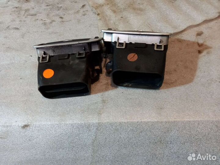 Дефлектор (воздуховод) печки Peugeot 307