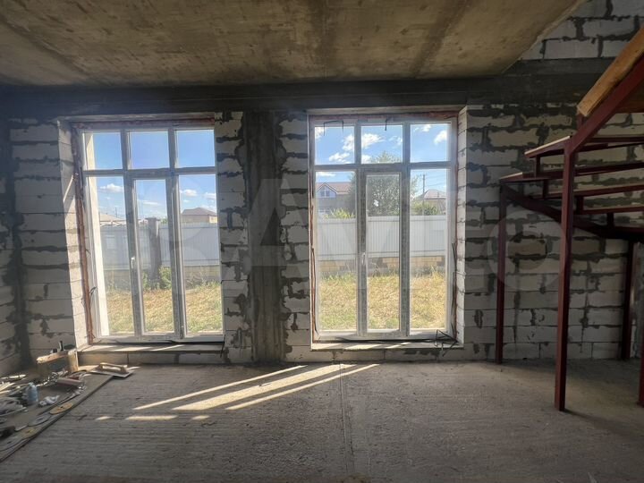 Дом 269 м² на участке 10,7 сот.