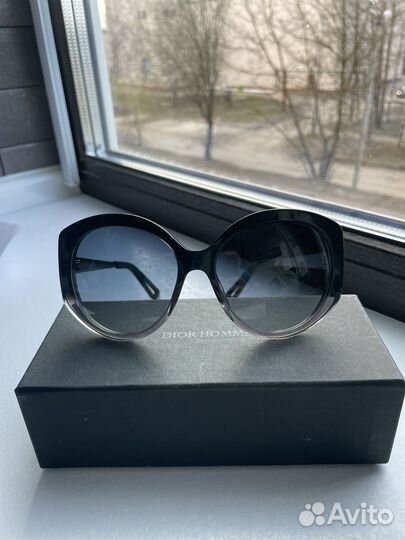 Солнцезащитные очки christian dior