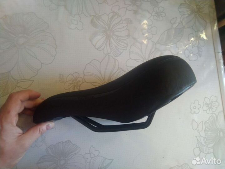Велосипедное седло stern
