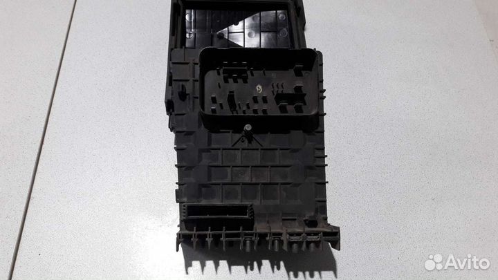 Блок предохранителей VW Golf Plus 05-14гvag