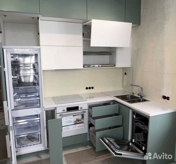 Кухонные гарнитуры