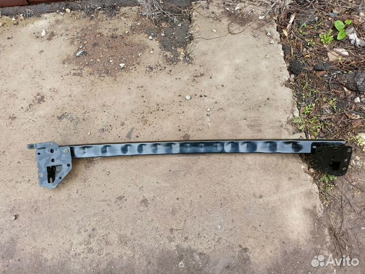 Усилитель заднего бампера Ниссан Х Трейл Т-31