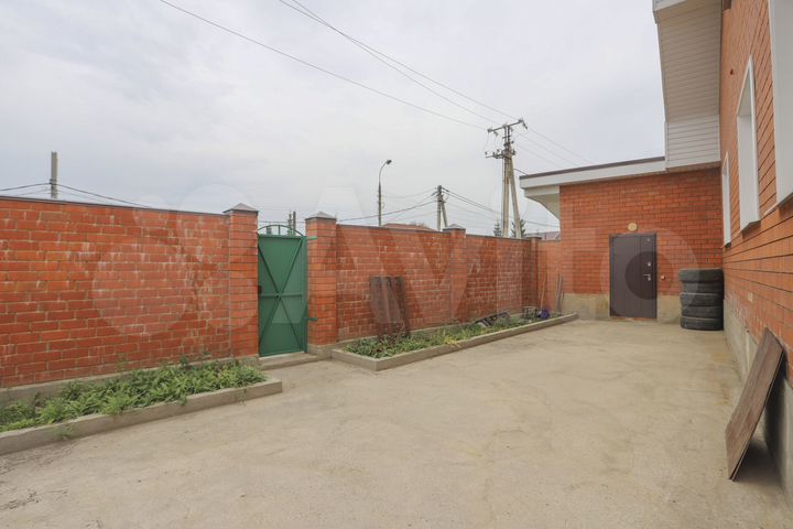 Дом 206,2 м² на участке 10 сот.