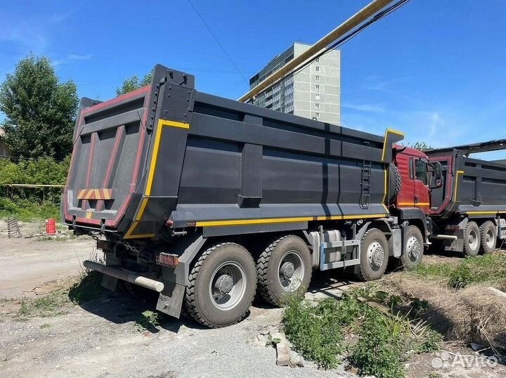 SITRAK ZZ3316V306ME, 2023