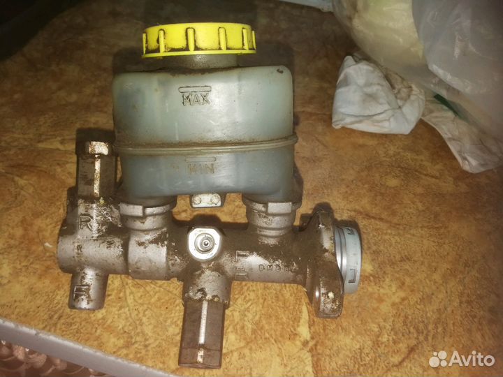 На ниссан альмера тормозной целиндр