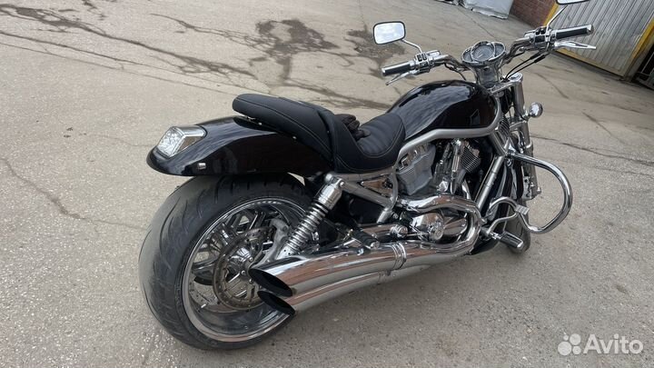 Harley-davidson v-rod